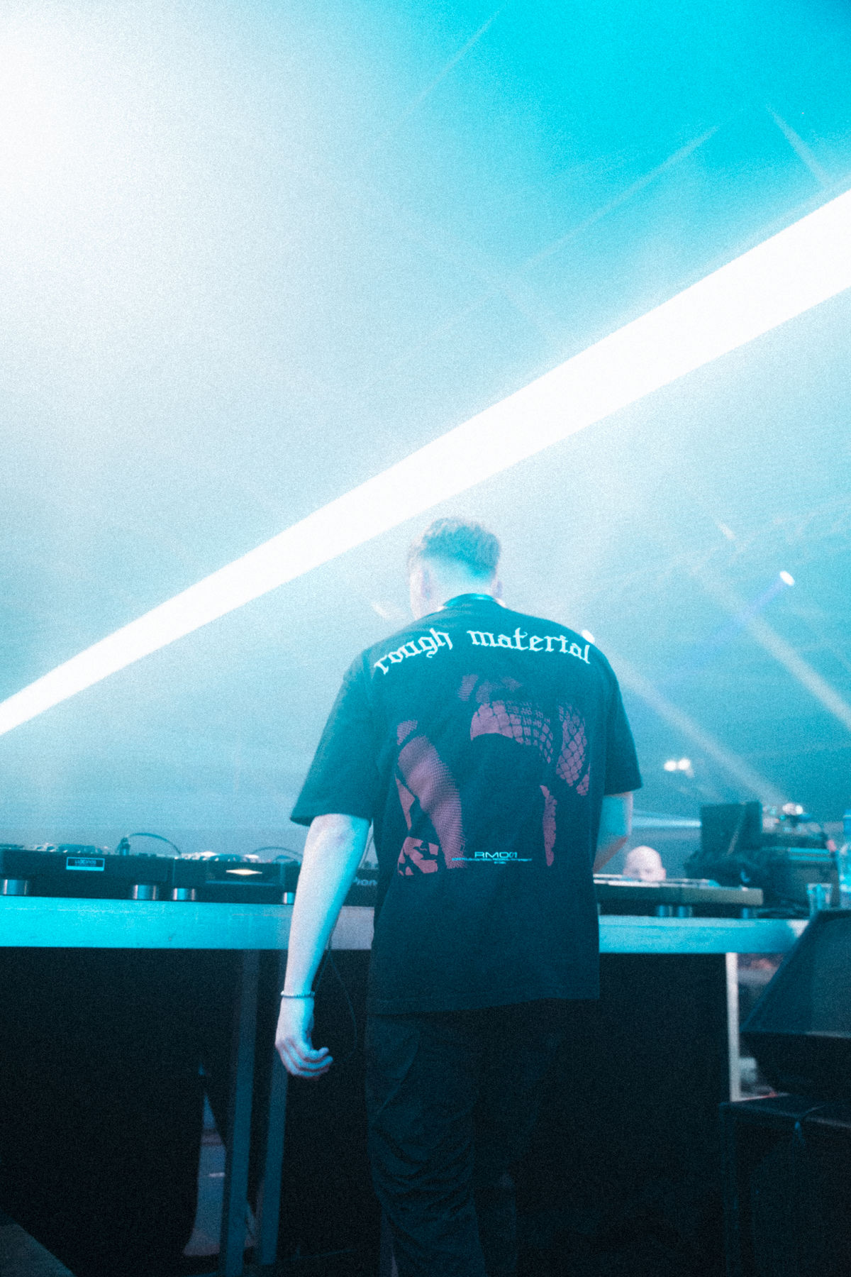 Loading... just a sec